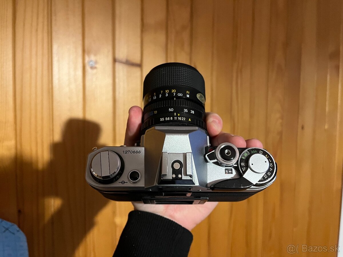 Canon ae1 + Exakta 28-70mm 3.5-4.8 - 5