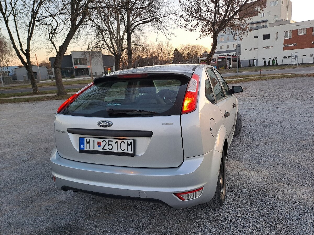 Ford Focus II 1.4. 59kw - 5