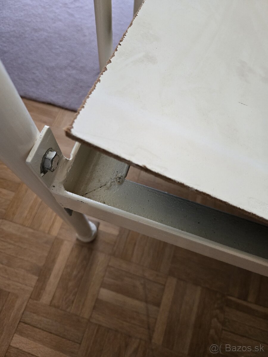 predám retro kovovú posteľ - 5