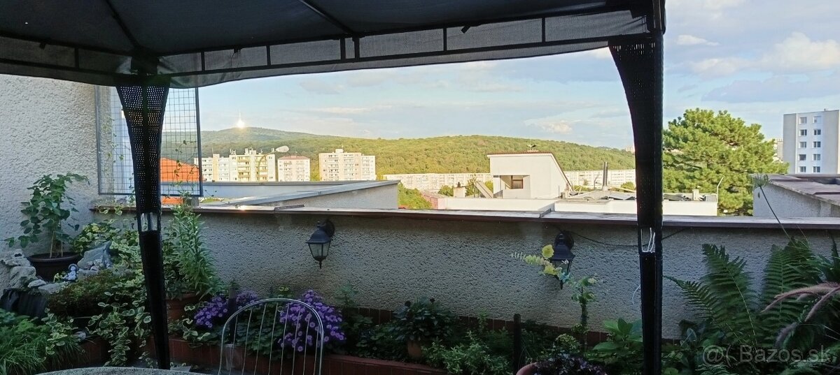 6 izb. dvoj podlažný byt s 2 terasami - 5