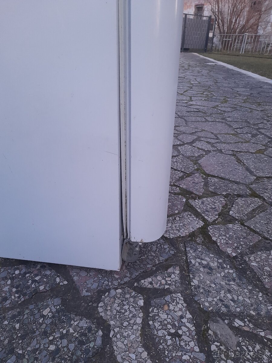 Chladnička kombinovana INDESIT - 5