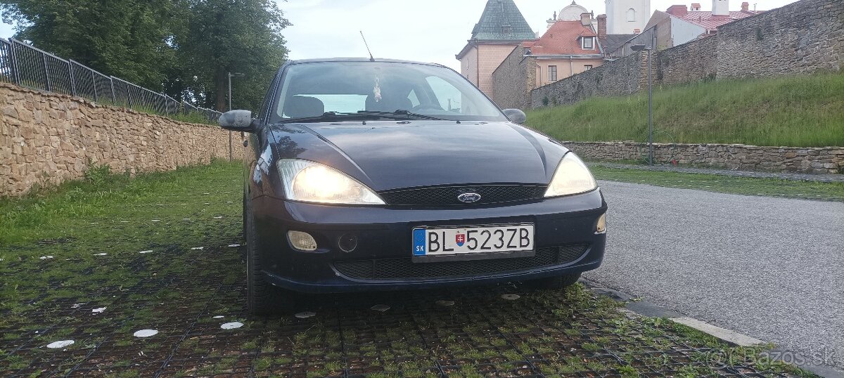 Ford FOCUS 2.0i 16v Sport - 5