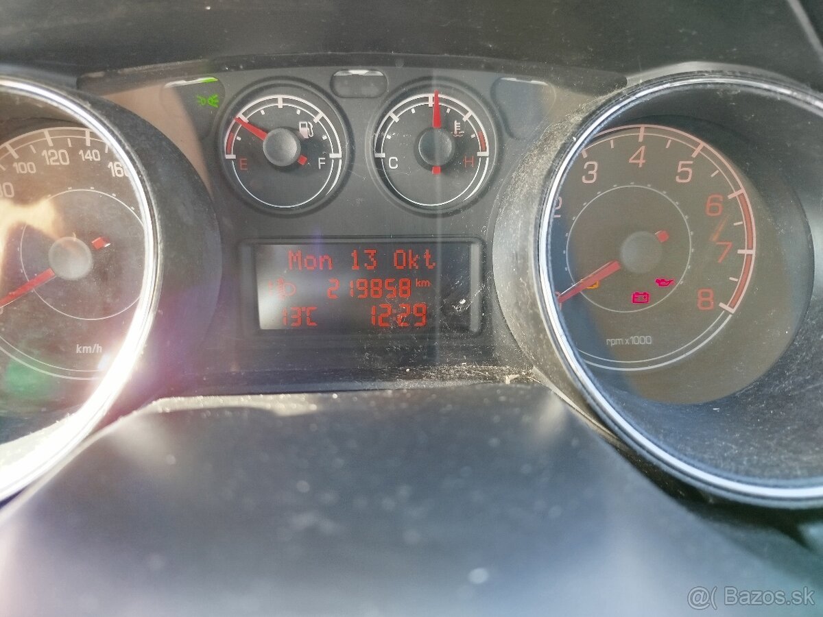 Fiat Bravo 1,4 16 V 66kW benzín r.v.2007 - 5