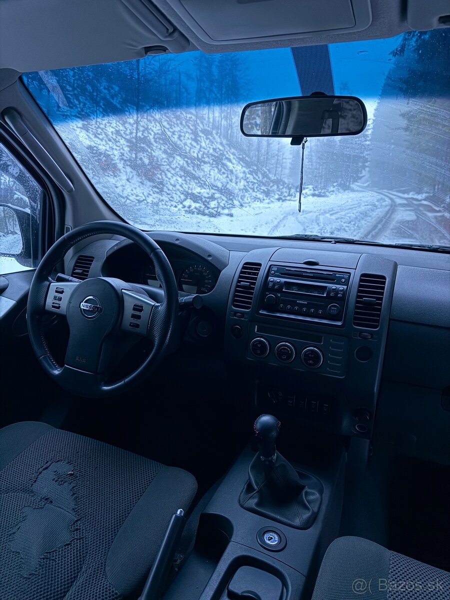 Nissan Navara D40 - 5