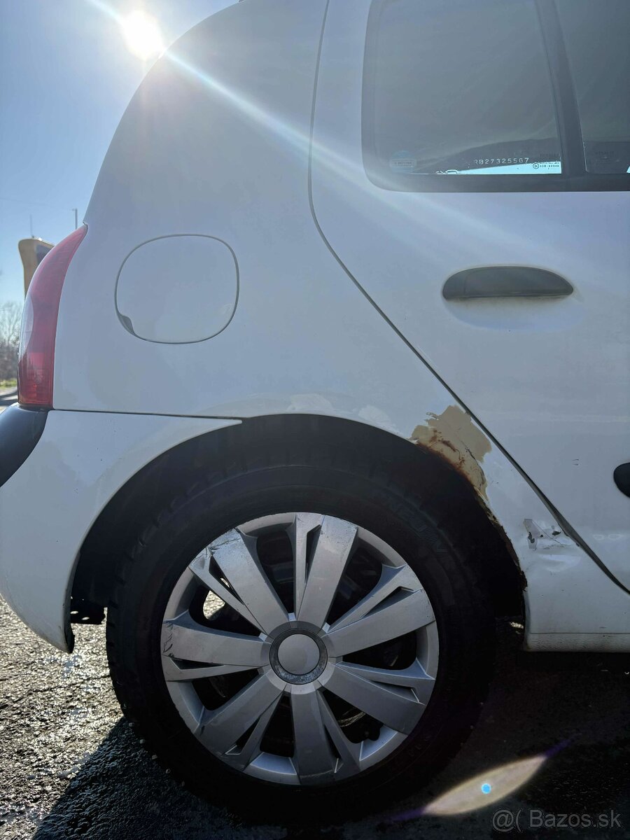 Renault Clio 1.4 16v - 5