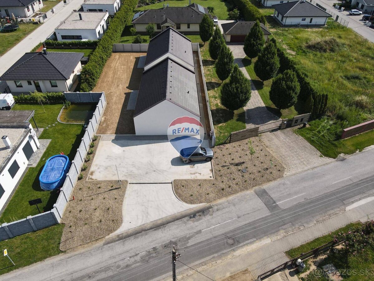 Skolaudované novostavby 4-izbových rodinných domov, Rakoľuby - 5