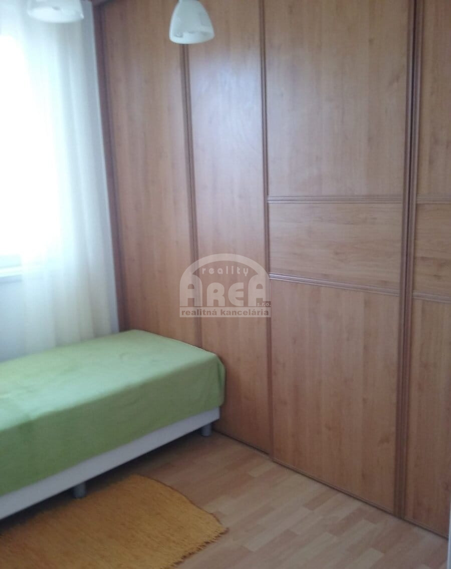 4- izbový byt v TOP lokalite sídliska Východ v Michalovciach - 5