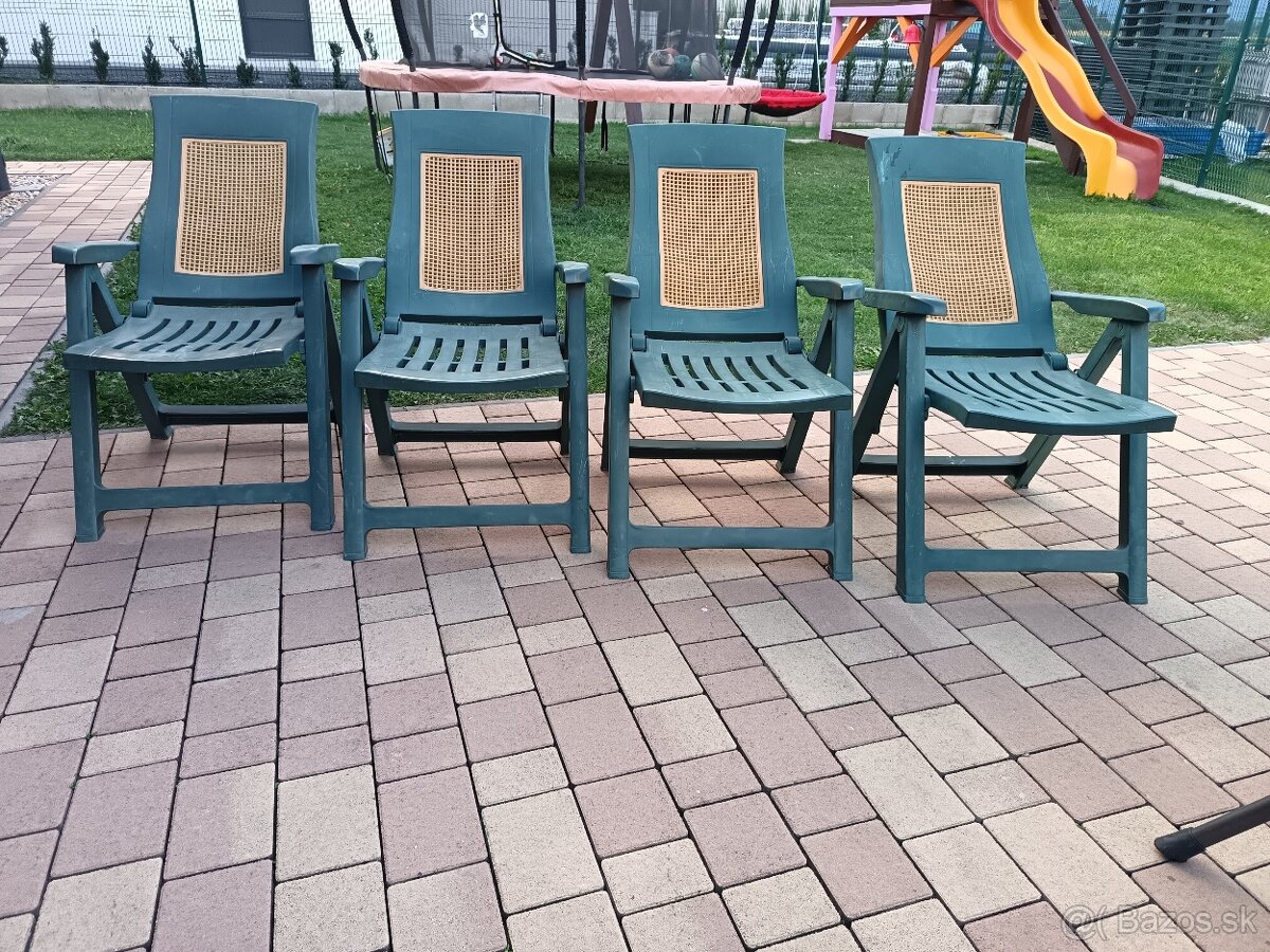 Predám 4 ks záhradné polohovatelne stoličky.... - 5