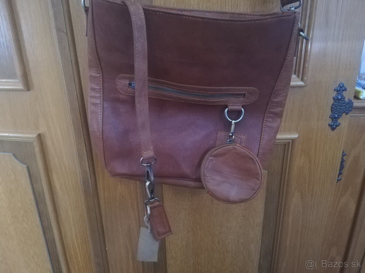 Dámska kožená kabelka - 5