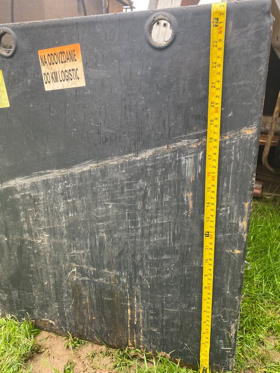 Bedňa z bateriek z VZV - 5