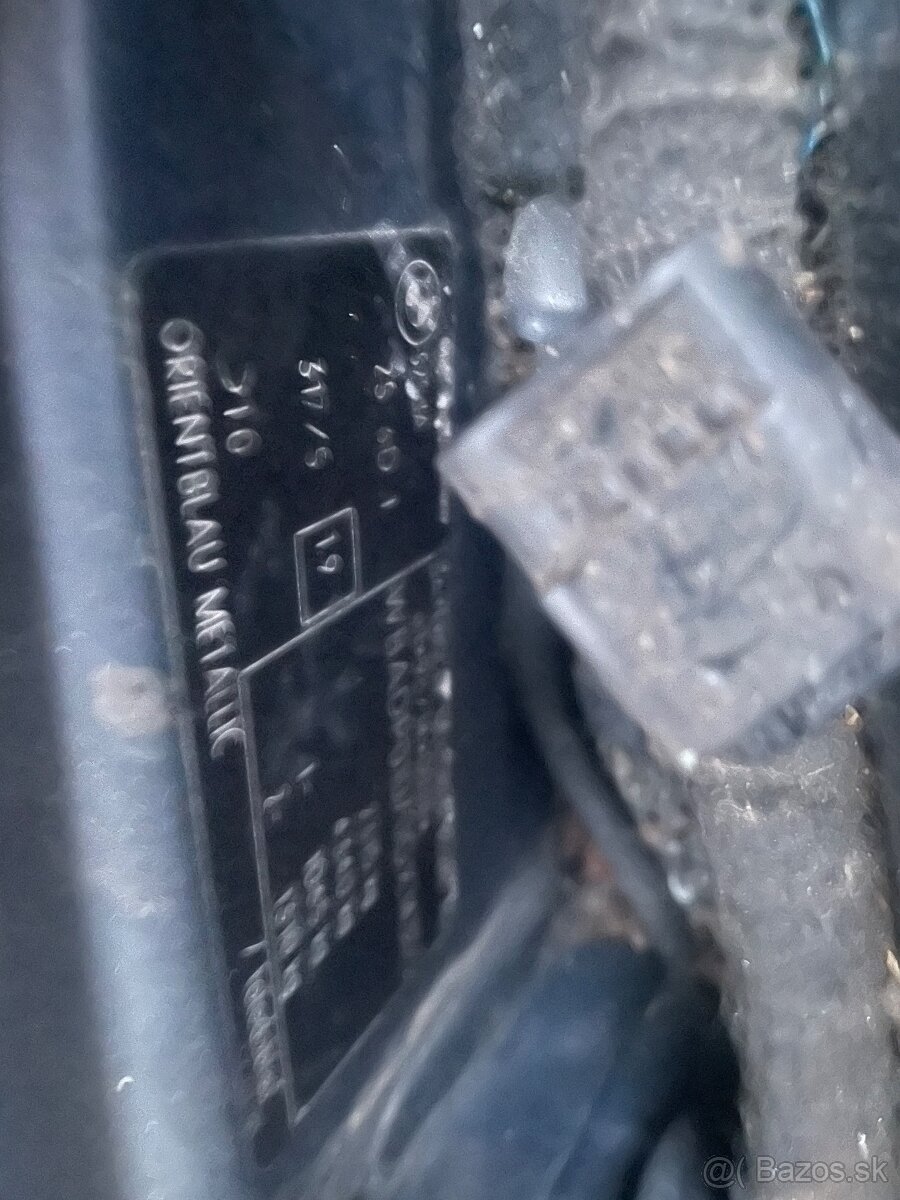 BMW diely e39 dvere Touring orientblau - 5