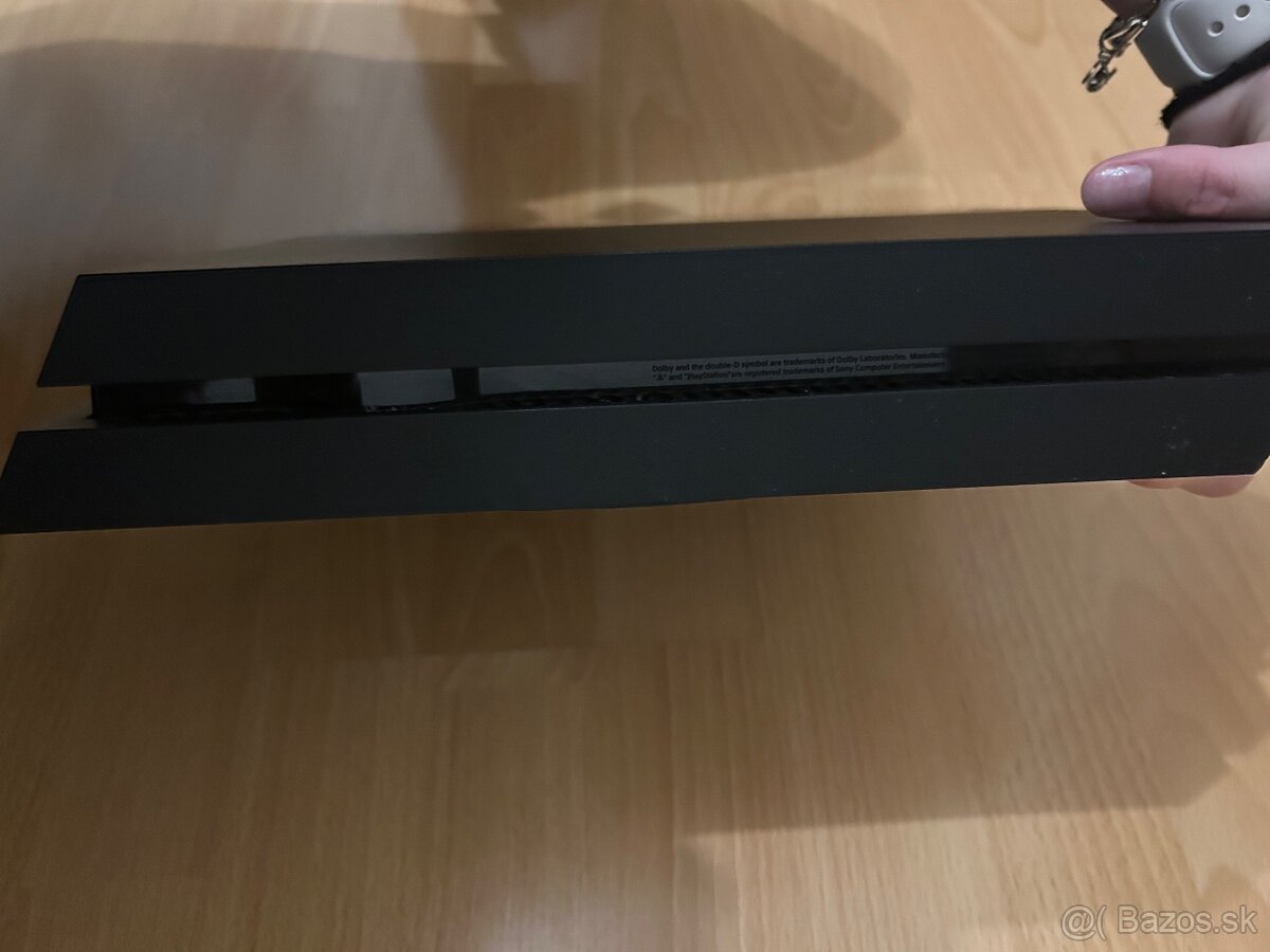SONY PS4- konzola - 5