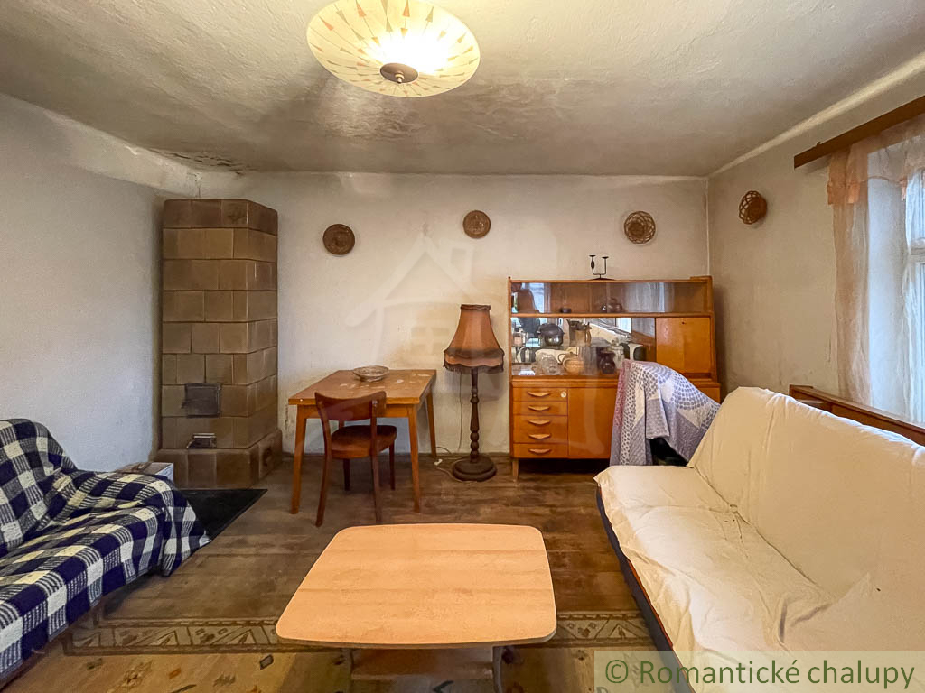 Rodinný dom / chalupa s veľkou záhradou v tichej obci Horn - 5