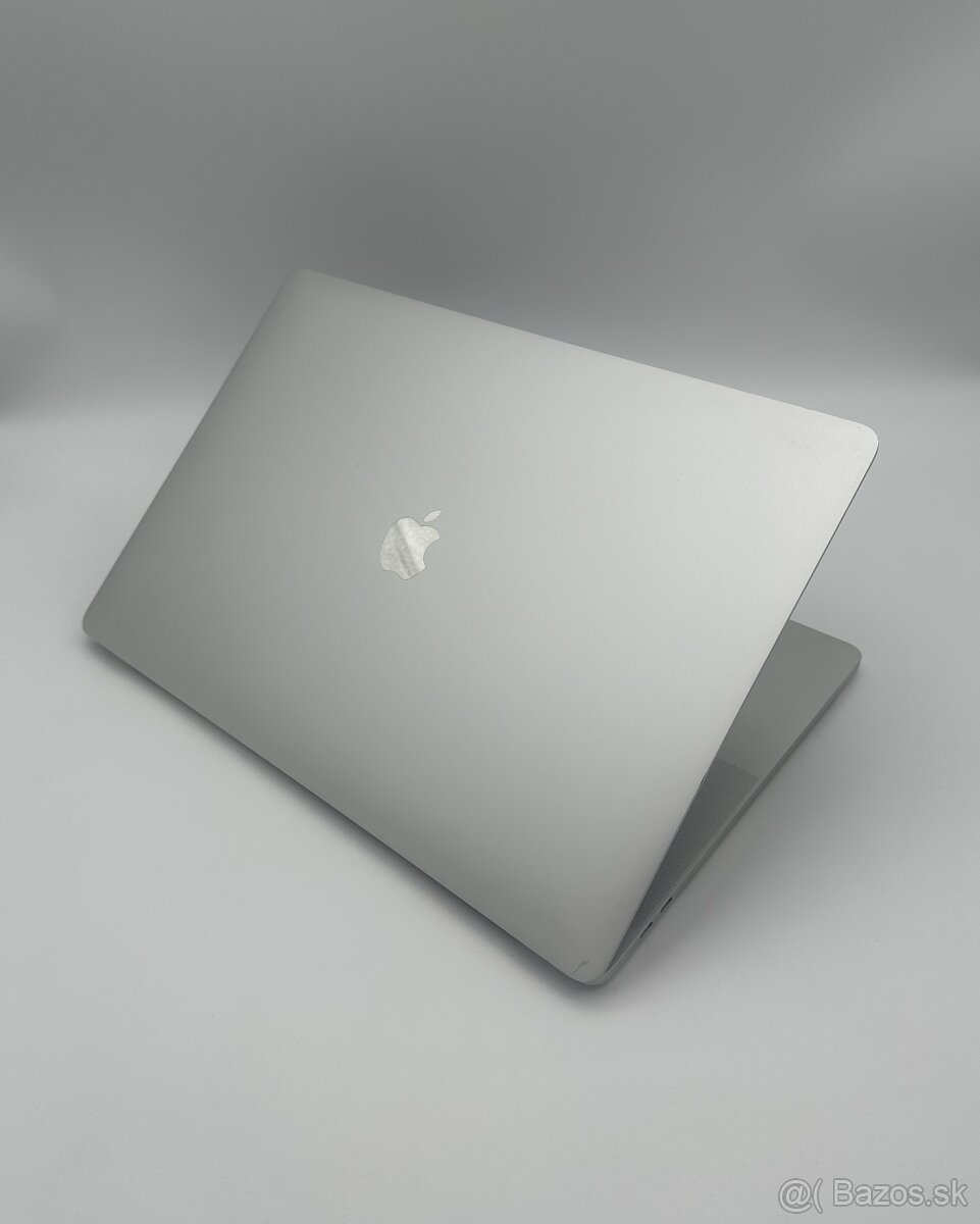 MacBook Pro 16" 2019 CTO Silver + ZÁRUKA - 5