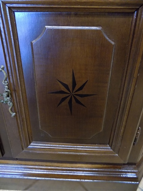 Komoda s intarziou - 5