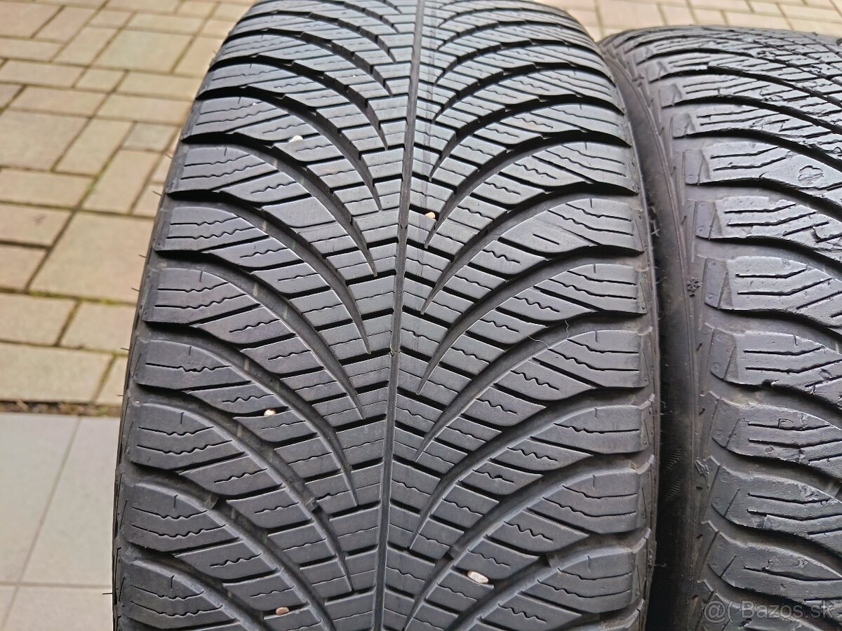 celoročne pneu Goodyear 225/45 R19 - 5