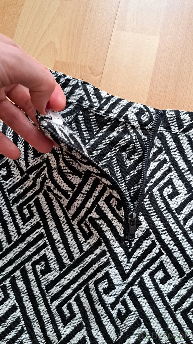Pull&Bear nová Sukňa zimusna /jesenná - 5