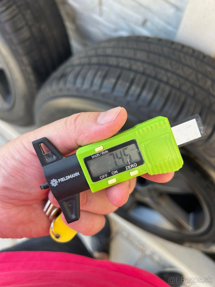 Land Rover Defender disky s pneu a TPMS - 5