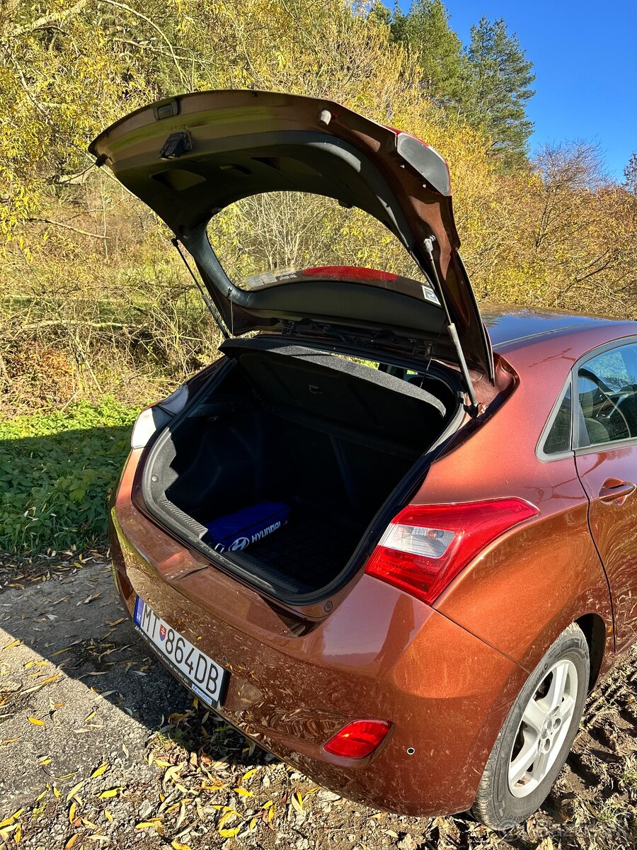 Predám Hyundai i30 - 5