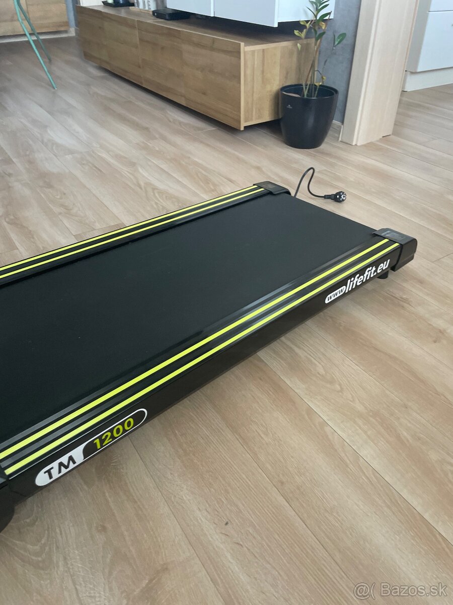 Bežecký pás LIFEFIT TM1200 - 5