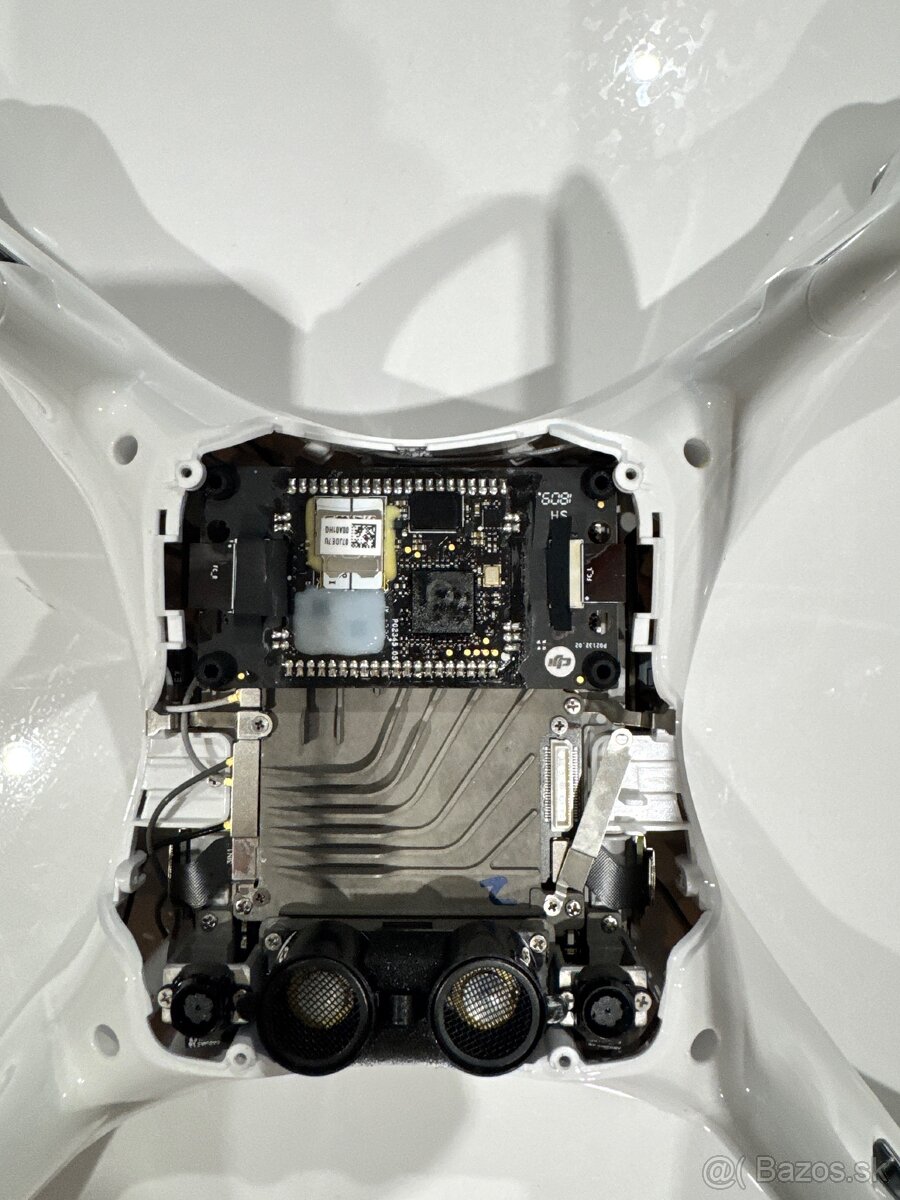 Rozpredám dron DJI Phantom 4 advanced - 5