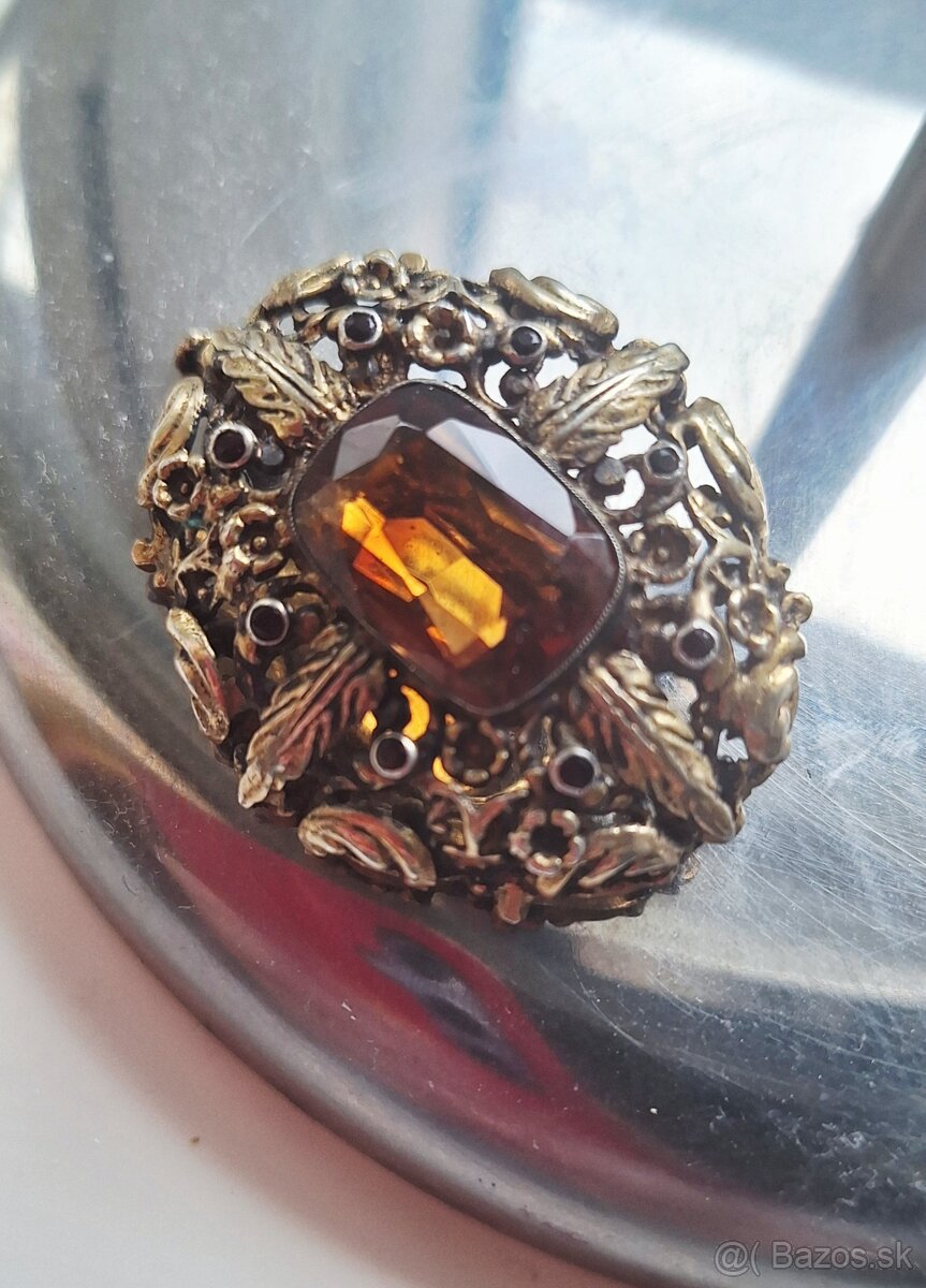 Podnos Berndorf a starožitné brošne - 5