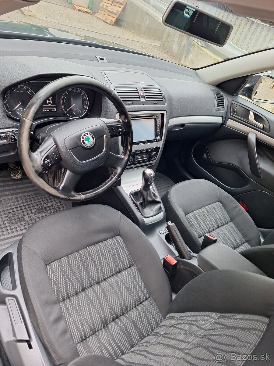 Škoda Octavia combi 1.6 TDI, 77 kW, 2010 - 5