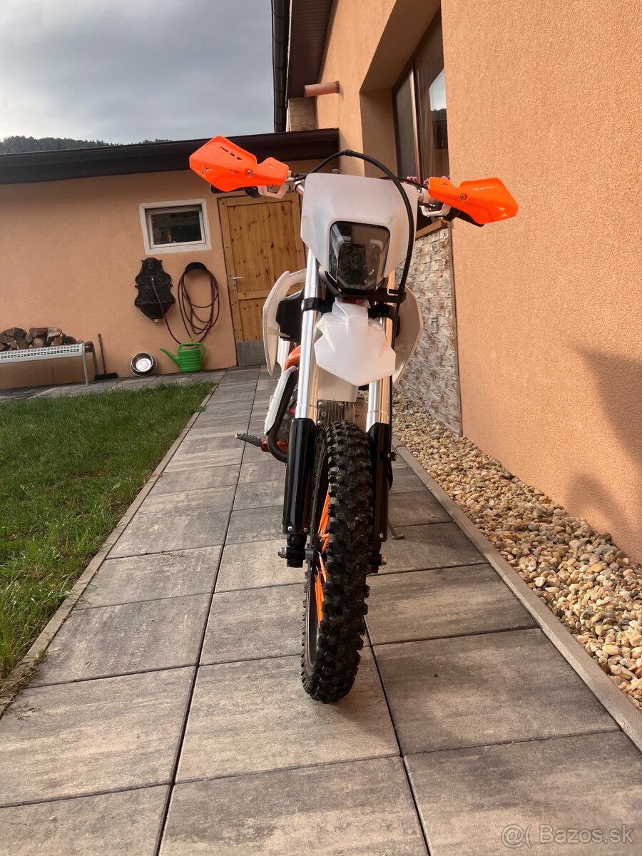 Asix dt 125