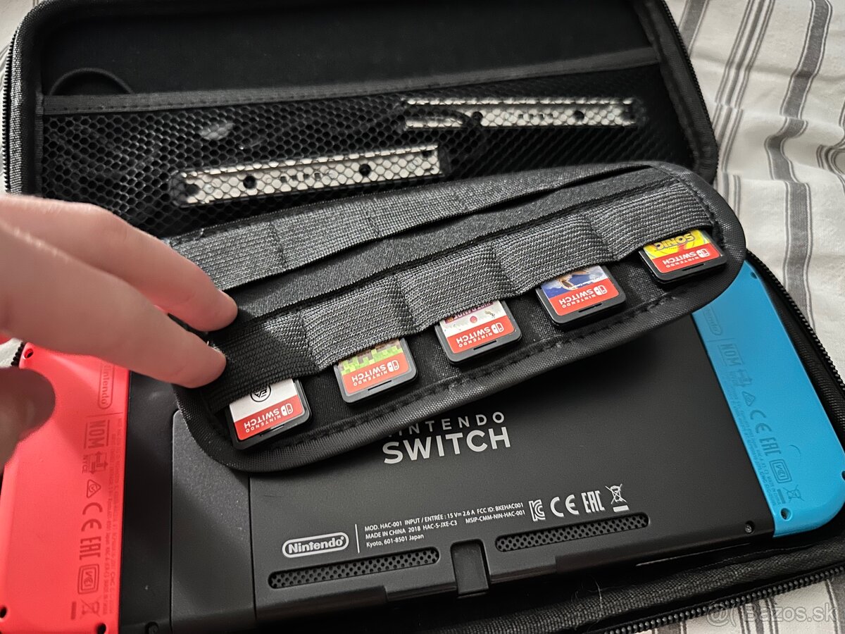 Nintendo Switch (2017) - 5