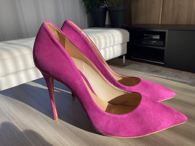 SCHUTZ luxusné kožené lodičky v.39, - 5