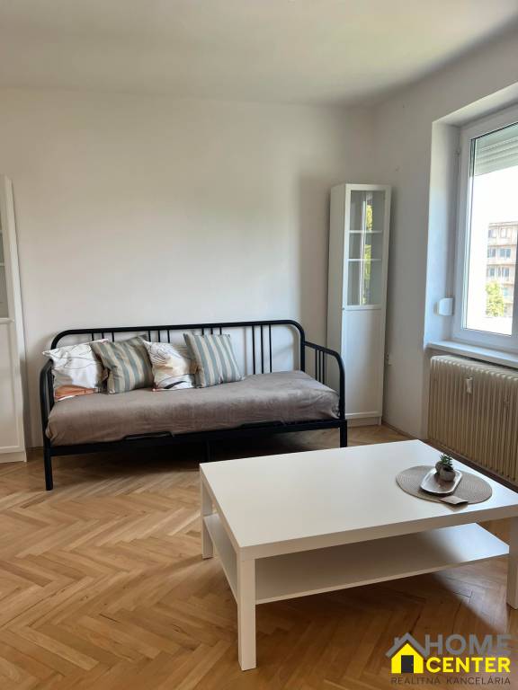 PREDAJ 2 izbový, tehlový byt - PREDANÉ - 5