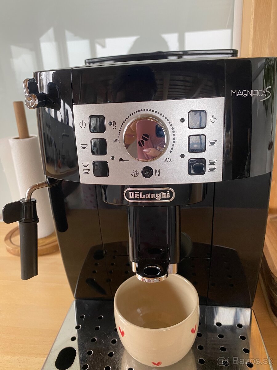 Kávovar DeLonghi Magnifica S - 5