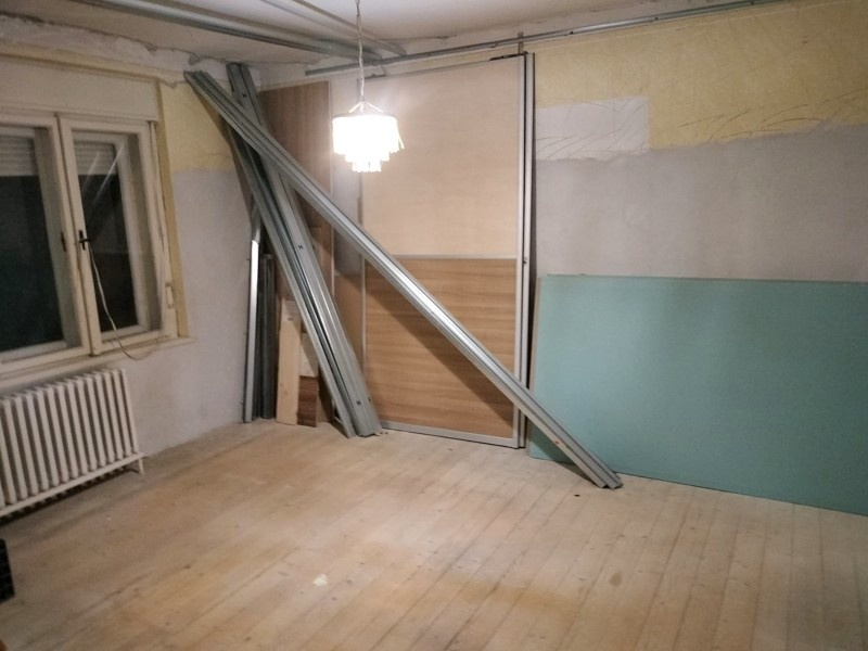 3 izbový rodinný dom 124 m2 pozemok 691 m2 v obci Šintava - 5