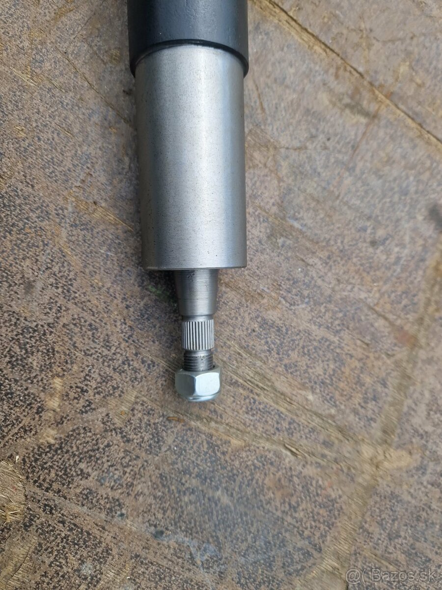 Stĺpik volantu na Zetor 6340 - 5