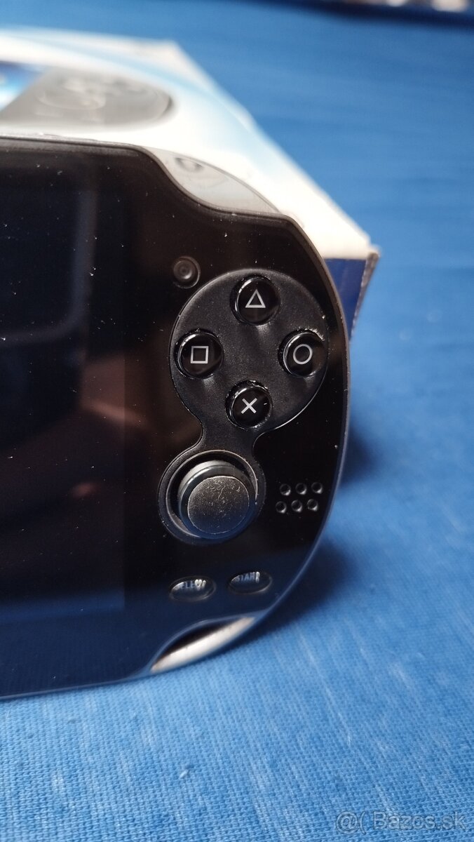 PS Vita 8GB SD s príslušenstvom - 5