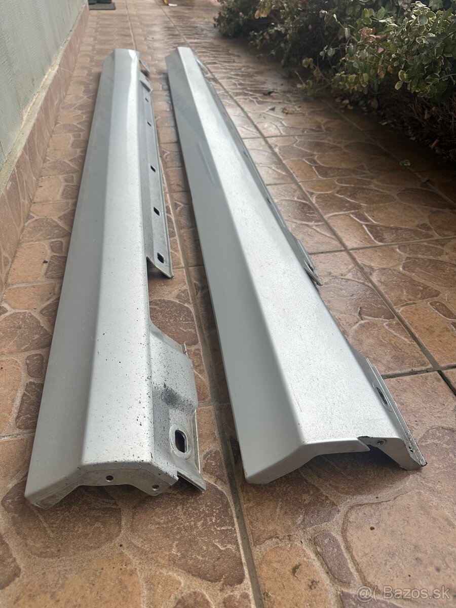 bočné prahy Mercedes-Benz W204 - 5