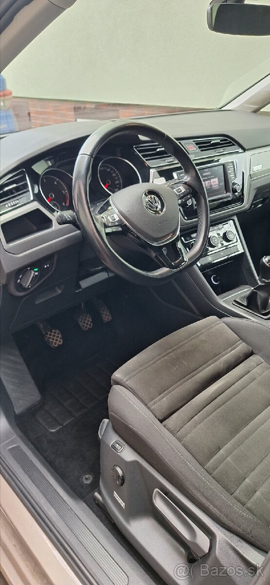 Vw Touran 1,6tdi - 5