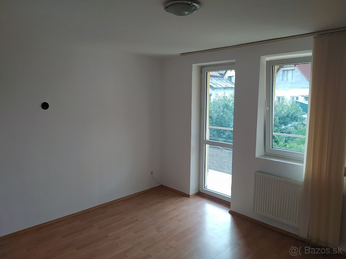 Prenájom nebytových priestorov Bardejov - 5