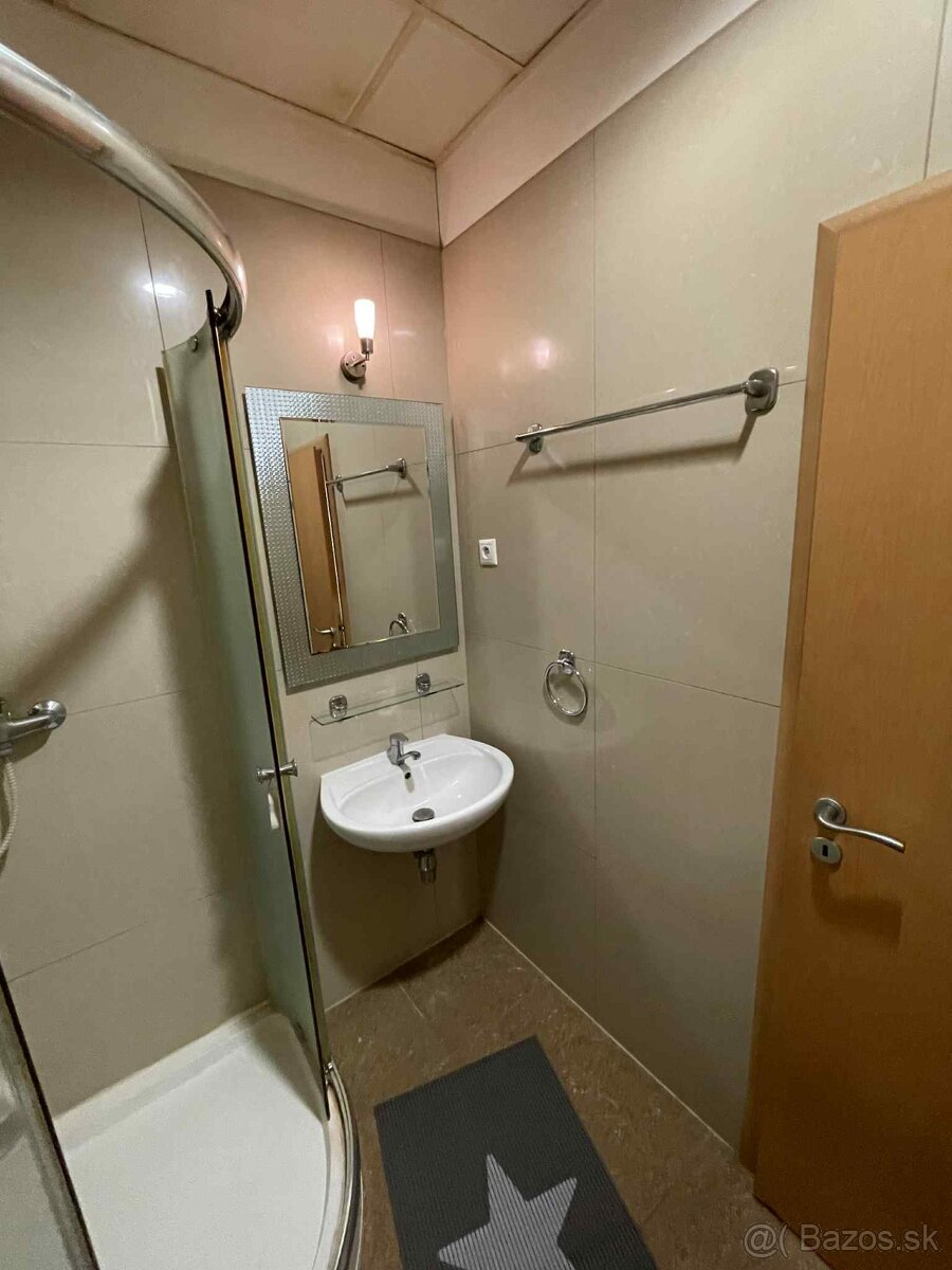 Prenájom izby v hoteli Fram - 5