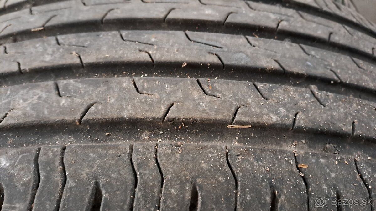 Predám 4ks jazdené letné 235/55r18-104V Continental - 5