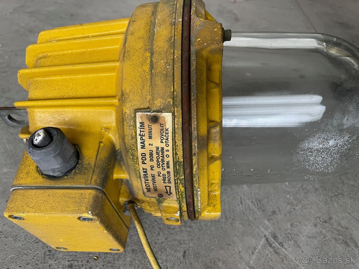 Priemyselné svetlá a lampy, lustre. - 5