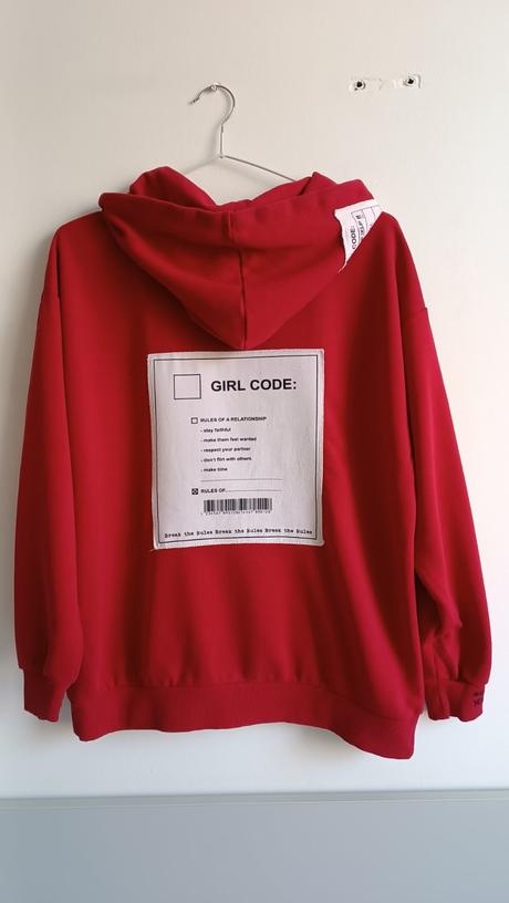 Mikina Reserved, veľkosť S - 5