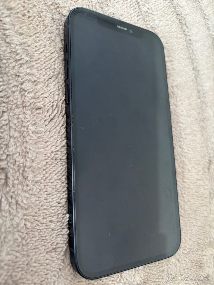 Predám IPhone 12 - 5