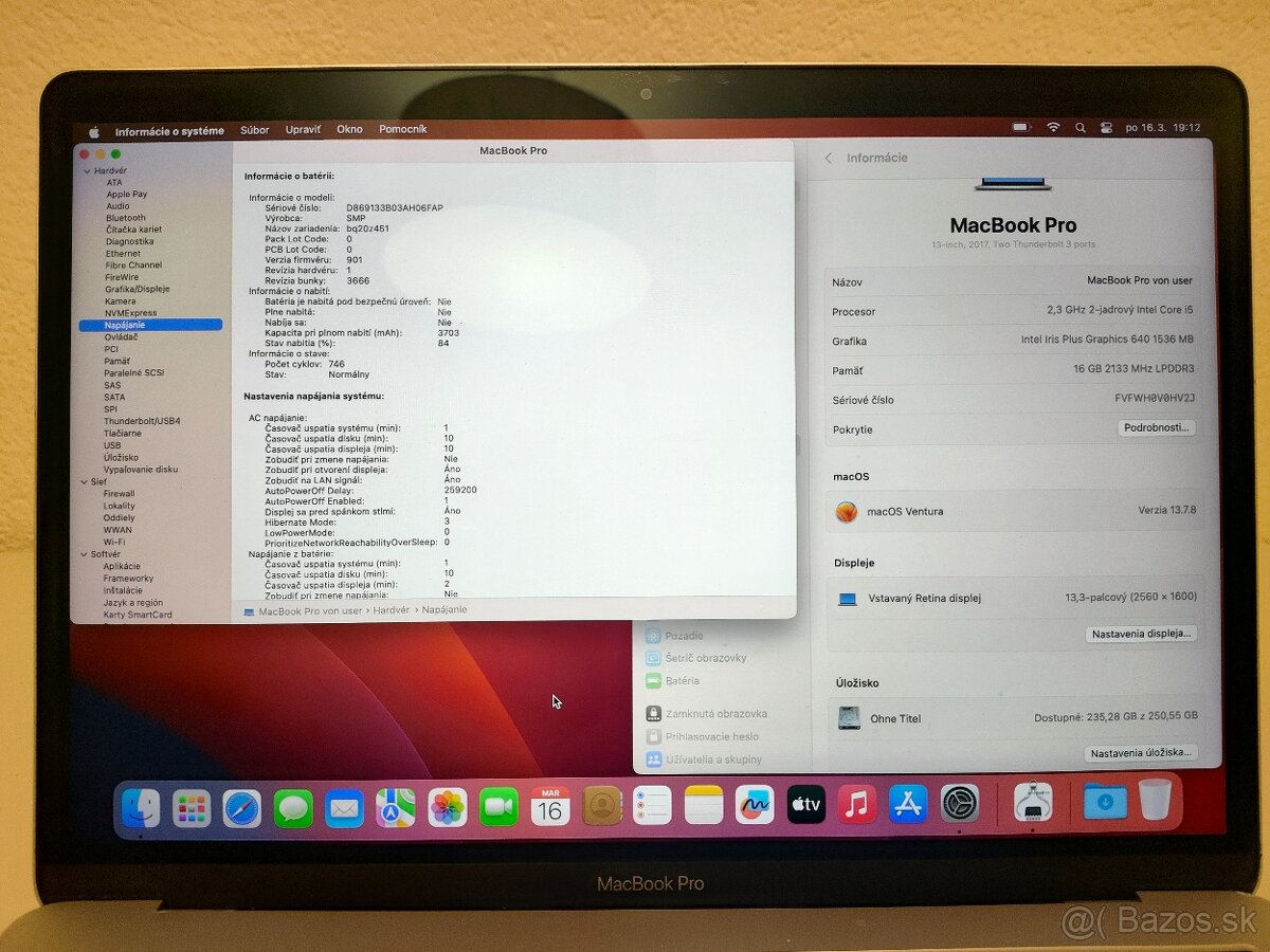 MacBook Pro 2017 | i5 • 16GB • 256GB SSD - 5
