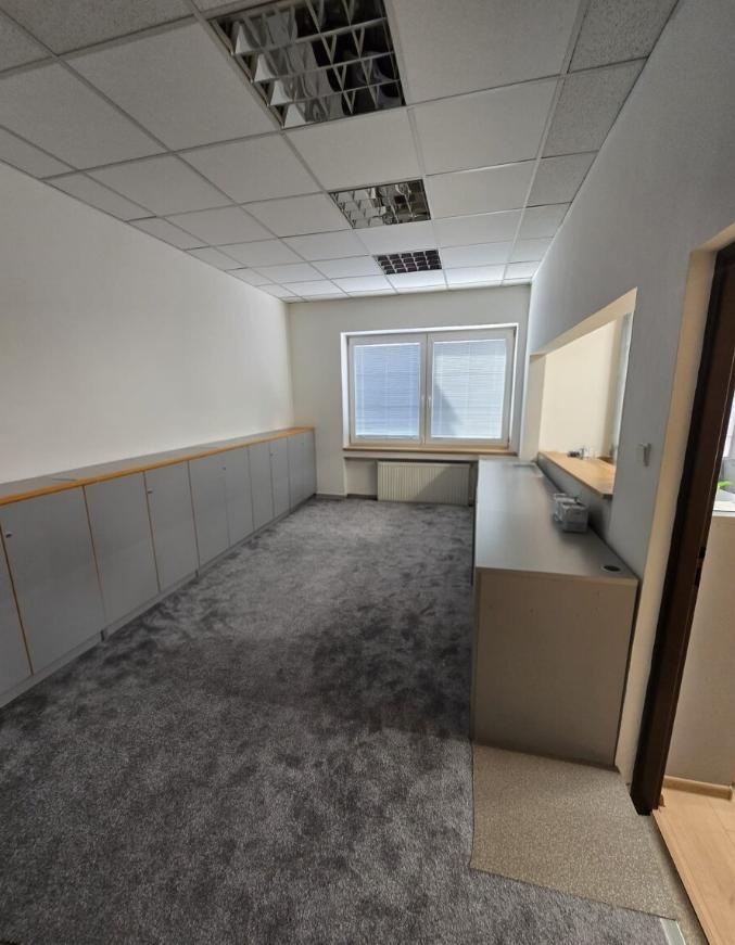 Kancelárske, administratívne, obchodné priestory v centre PB - 5