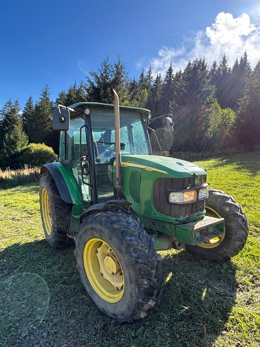 John deere 5820 - 5