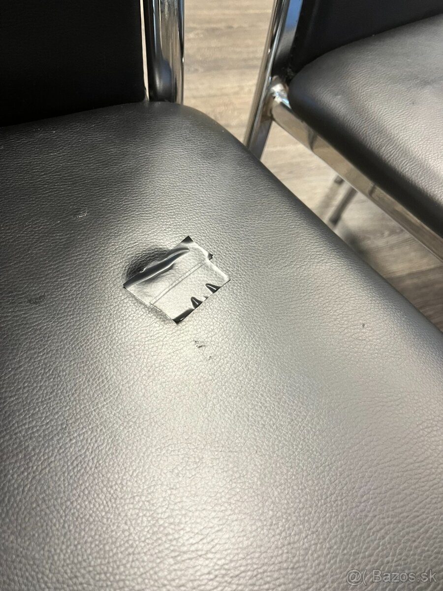 Predám sadu 4 jedálenských stoličiek - 5