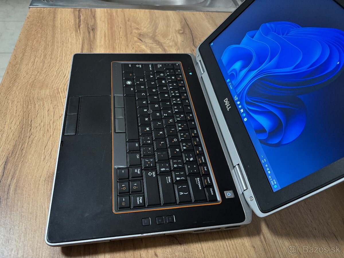 15"/Dell/Notebook/i5/6GB RAM DDR3/128GB SSD/Intel HD 2GB// - 5