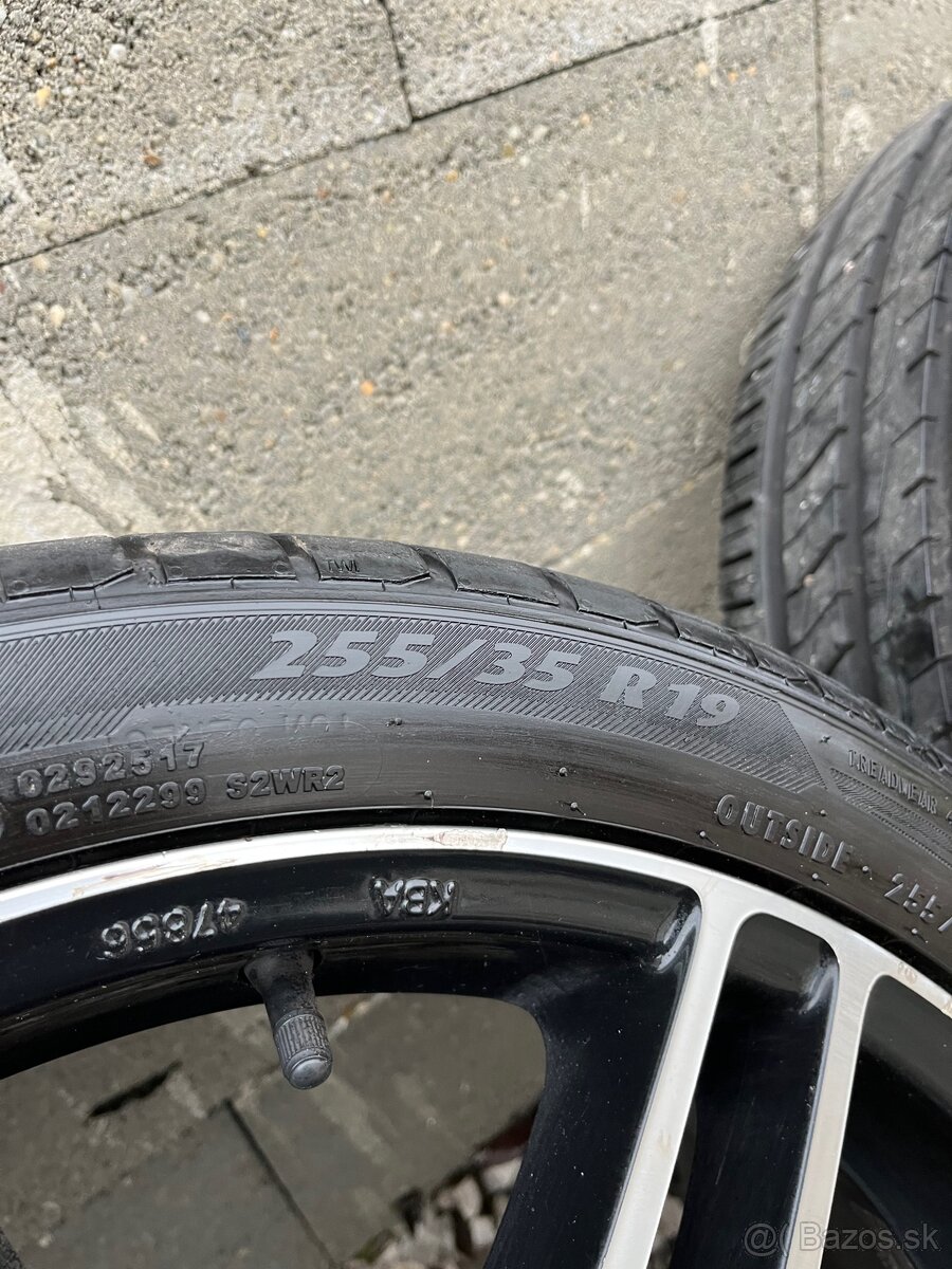 Elektróny Audi r19 - 5