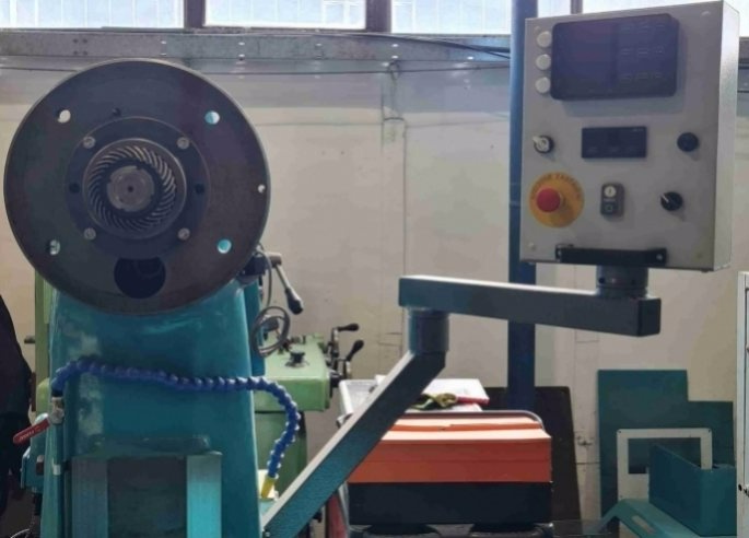 Generálně opravená frézka FA 3 U z roku 2025 - 5